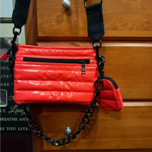 Red Quilted Chain Shoulder Bag - Picture 4 of 5